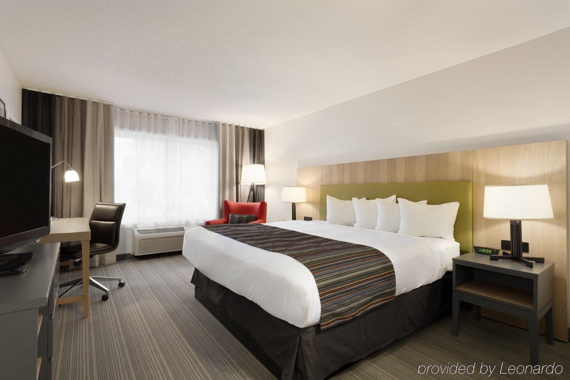 Country Inn & Suites By Radisson, Chippewa Falls, Wi Екстериор снимка