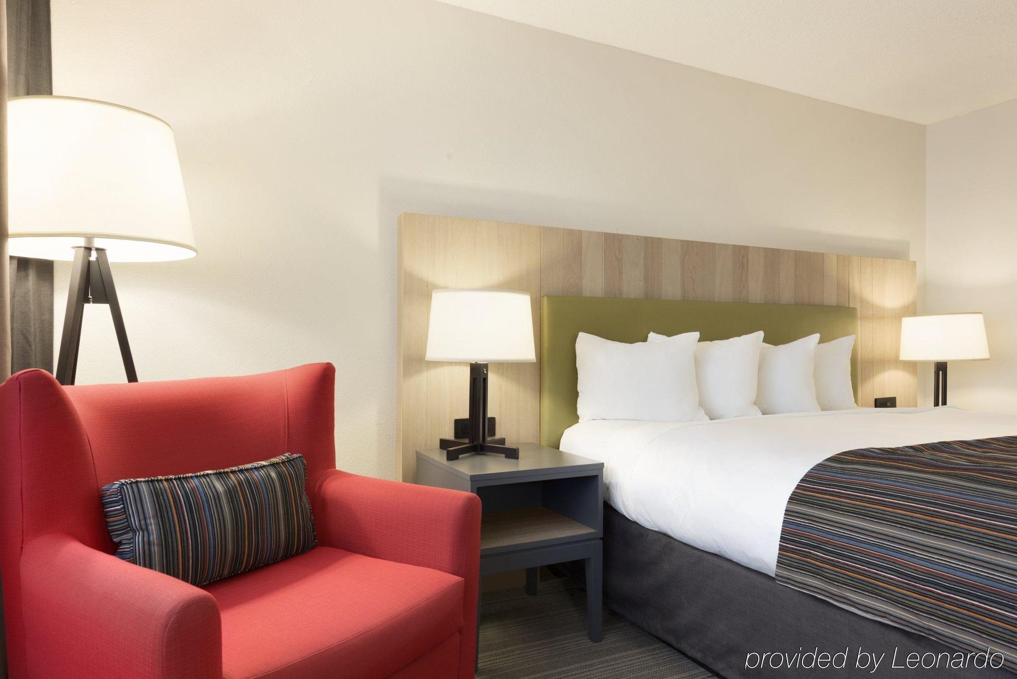 Country Inn & Suites By Radisson, Chippewa Falls, Wi Екстериор снимка